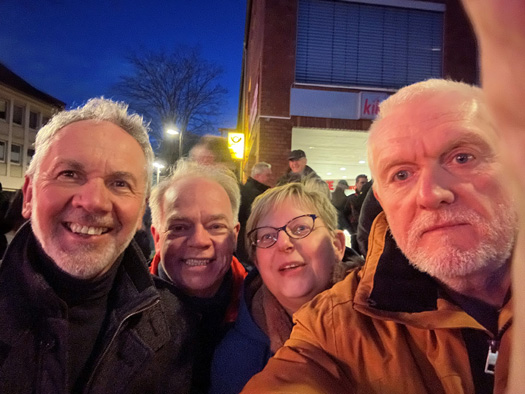 300 Teilnehmer auf der Demo gegen Hass und Hetze